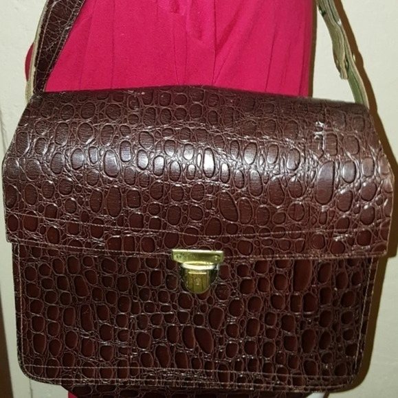 Fab vintage leather‎ bag